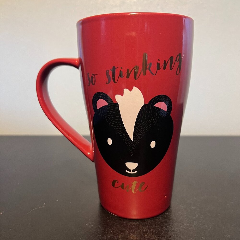 Love Your Mug SO STINKING CUTE Baby Skunk Tall Red Ceramic Coffee Mug Cup 18oz
